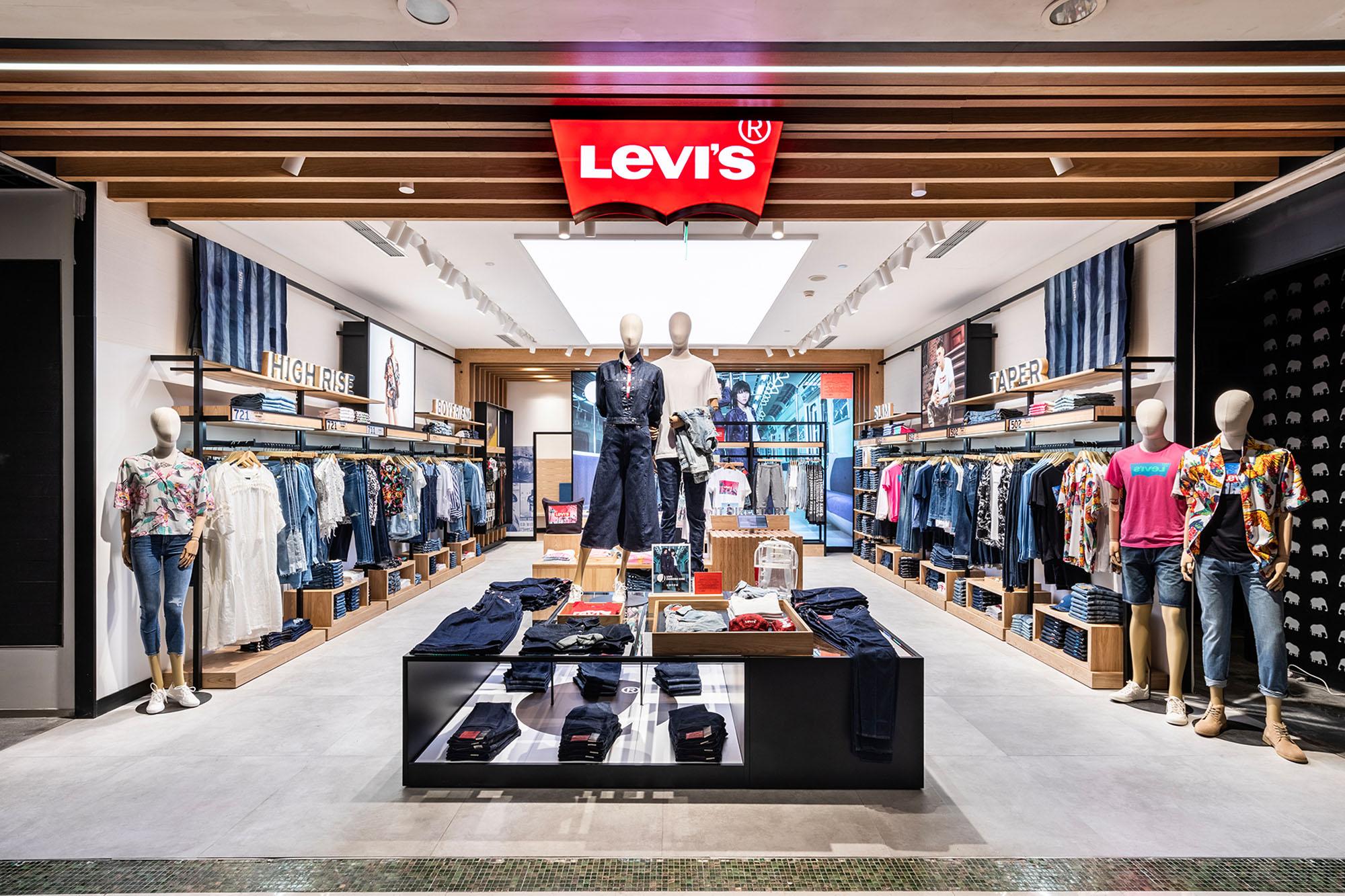 Levi’s Mega Sale: Your Favorite Styles at Incredible Discounts